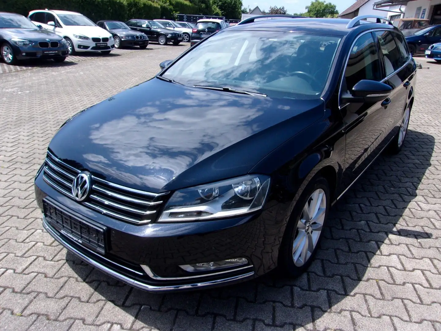 Volkswagen Passat Variant 2.0 TDI  Variant Highline Schwarz - 2