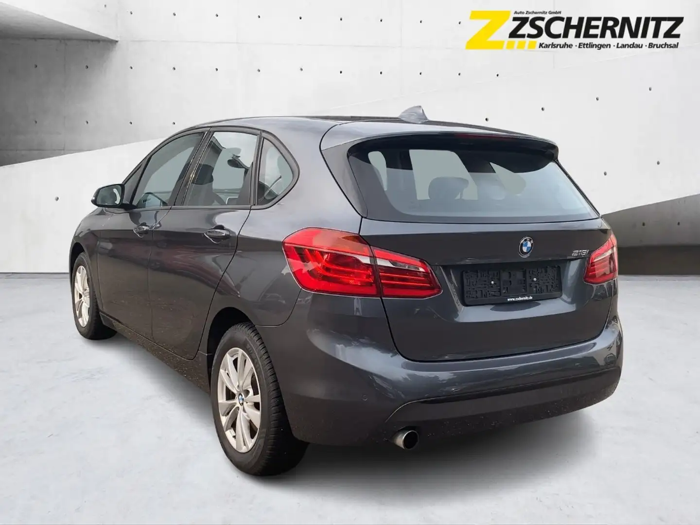 BMW 218 i Active Tourer Sport Line LM 2xKlima Navi Grijs - 2