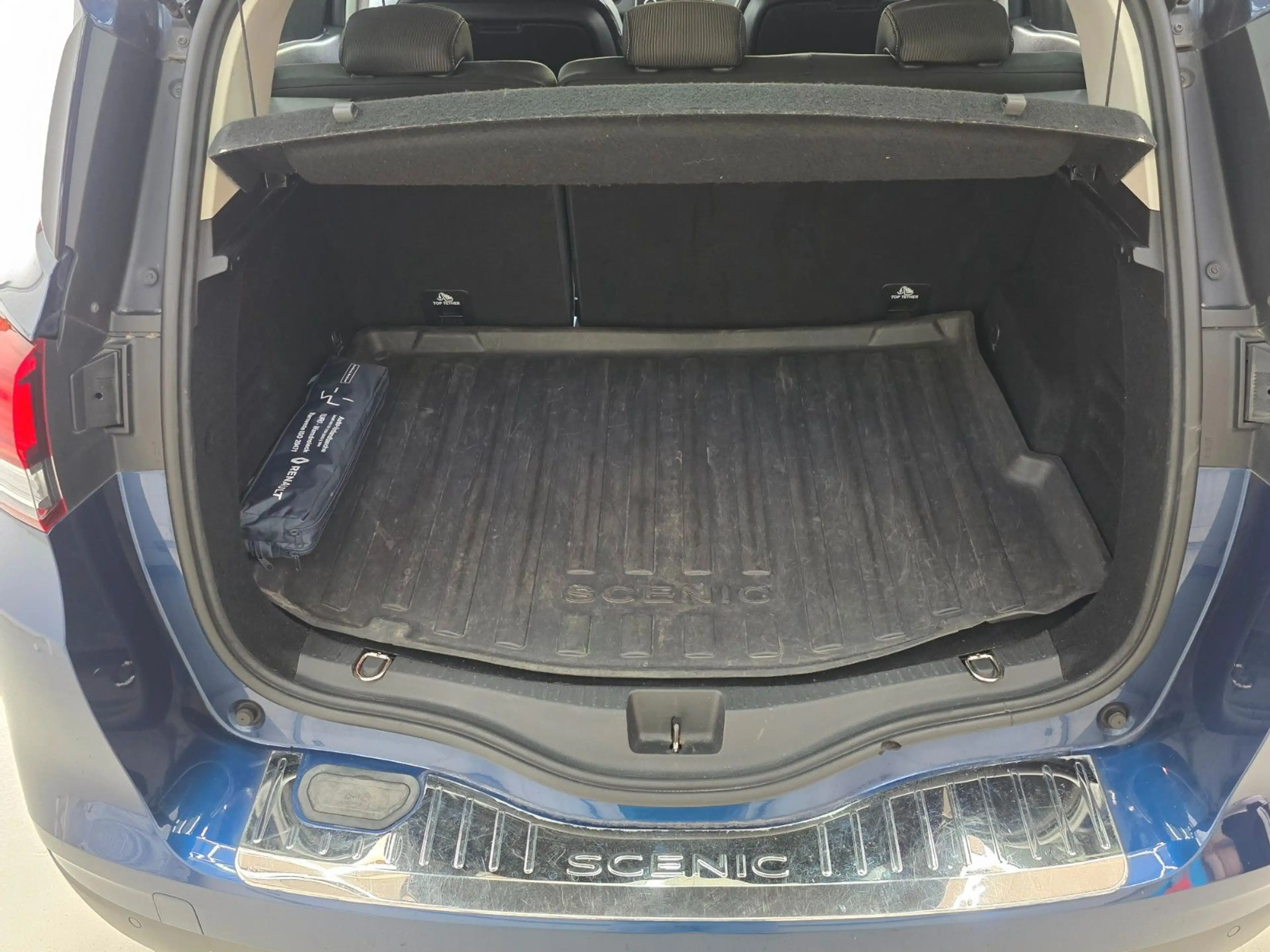Renault Scenic IV Experience — photo 14