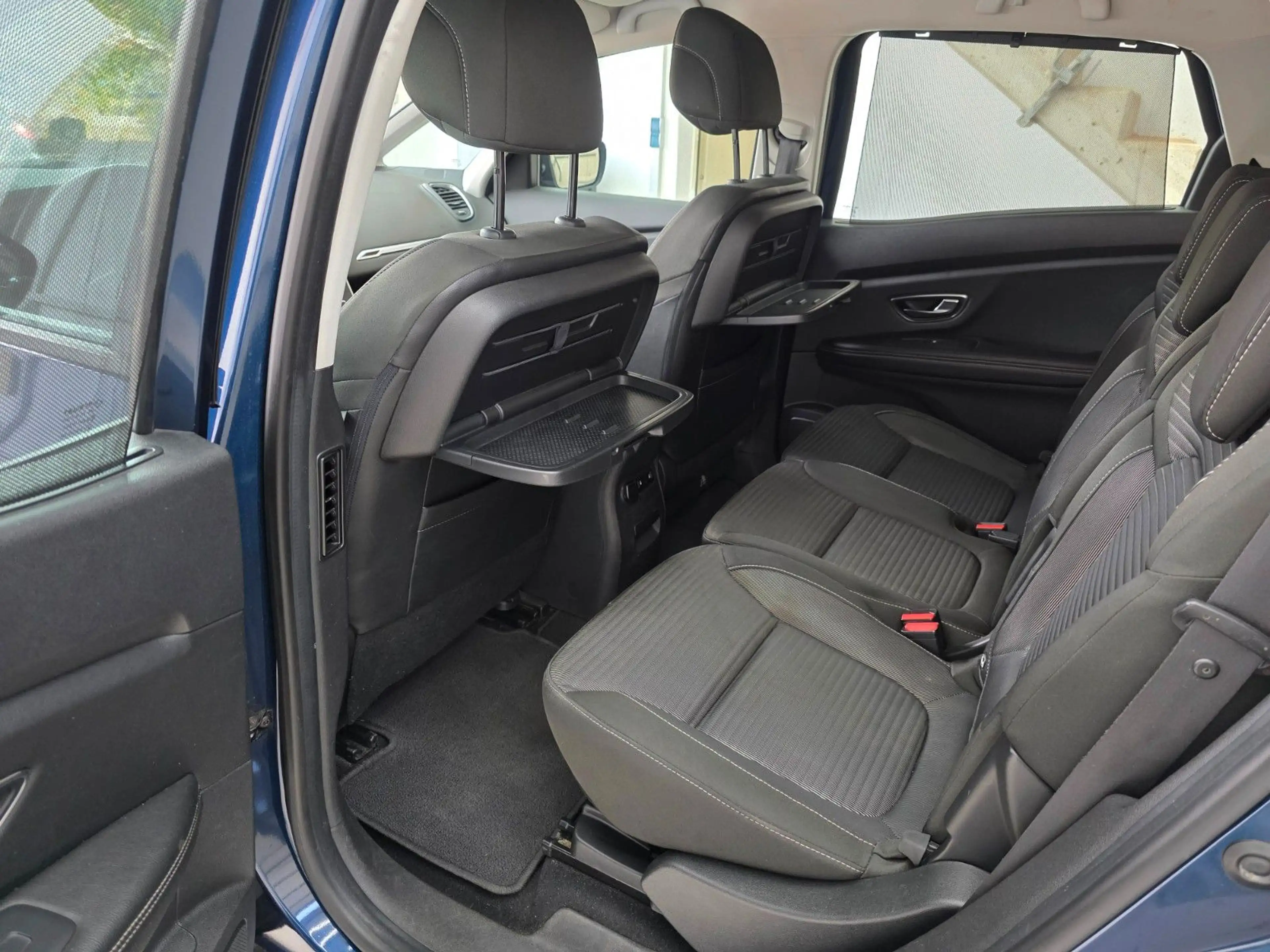 Renault Scenic IV Experience — photo 10