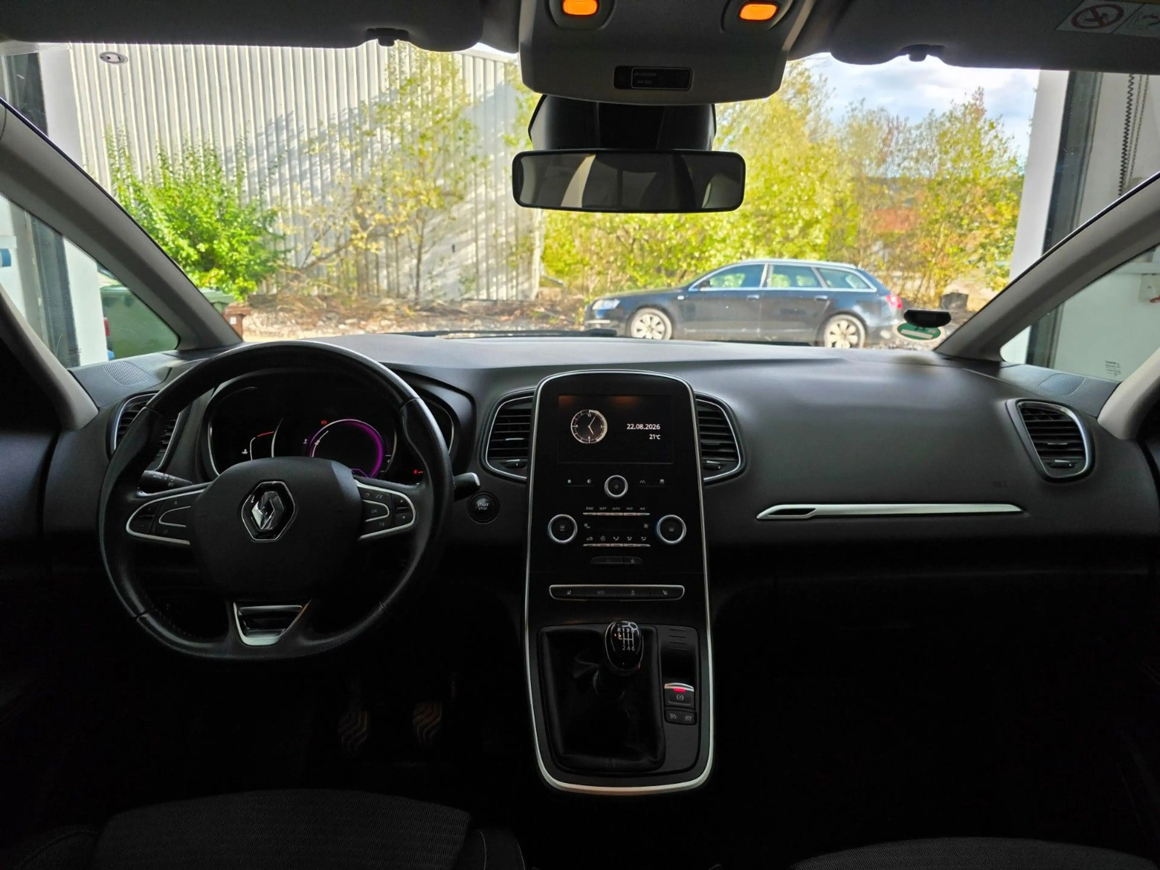 Renault Scenic IV Experience — photo 7