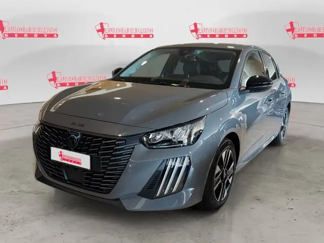 Peugeot 208 main image