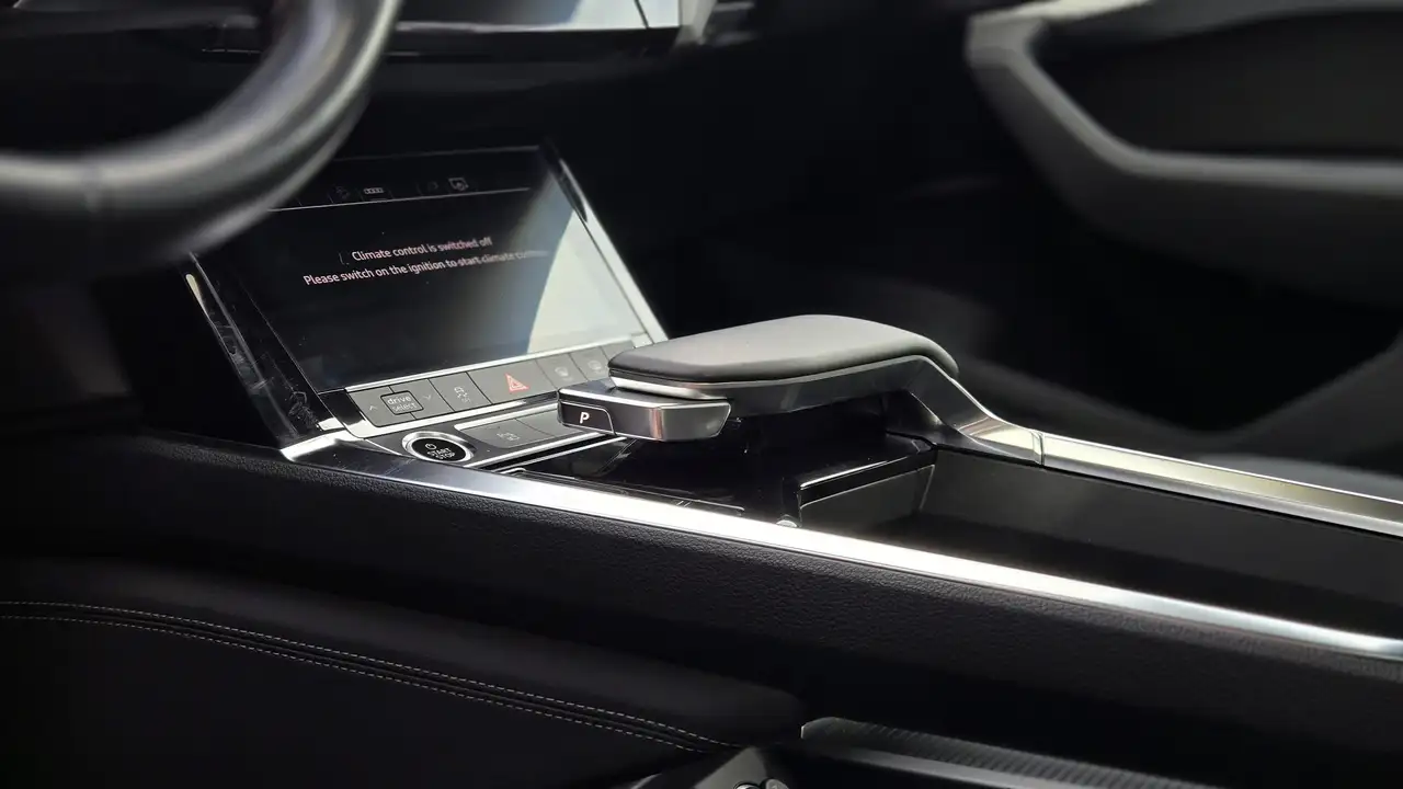 Audi e-tron снимка Audi e-tron