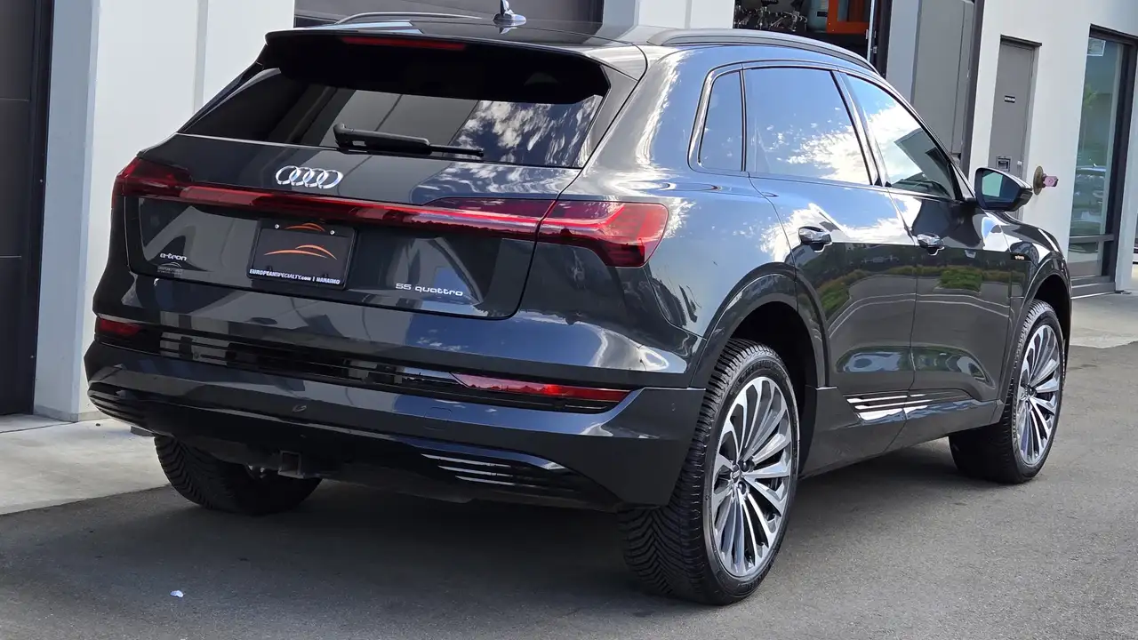 Audi e-tron снимка Audi e-tron