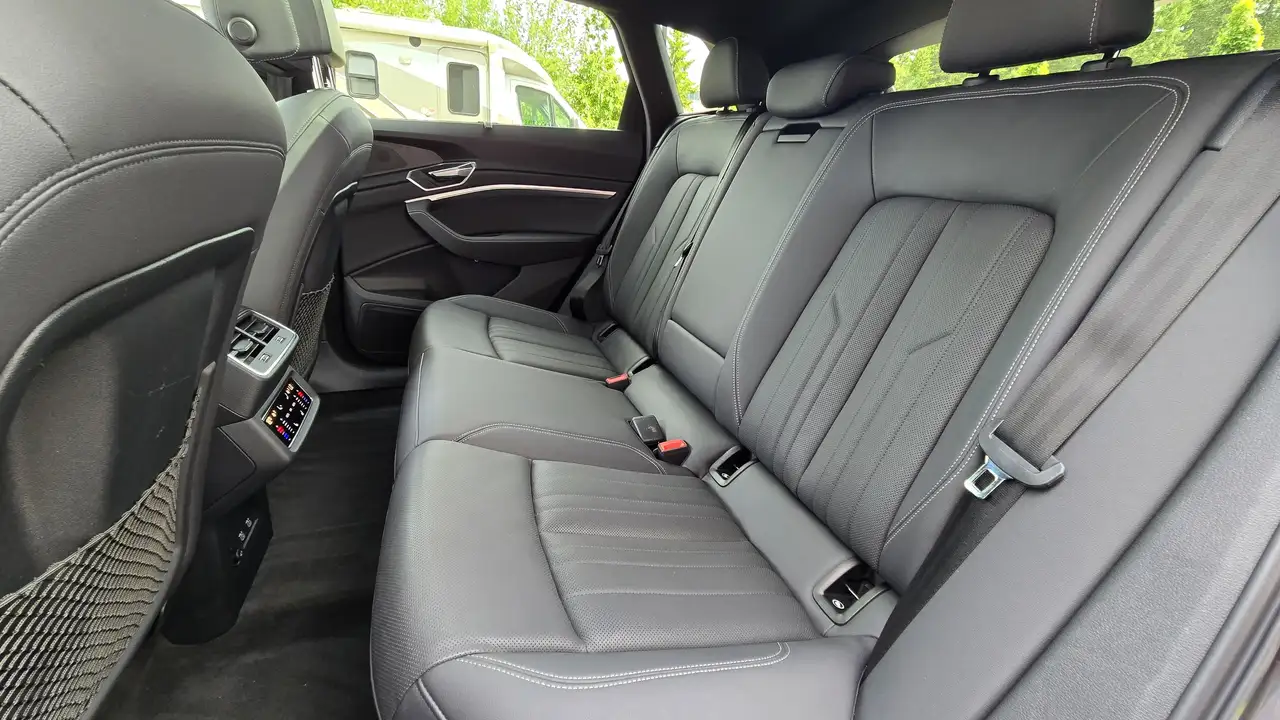 Audi e-tron снимка Audi e-tron