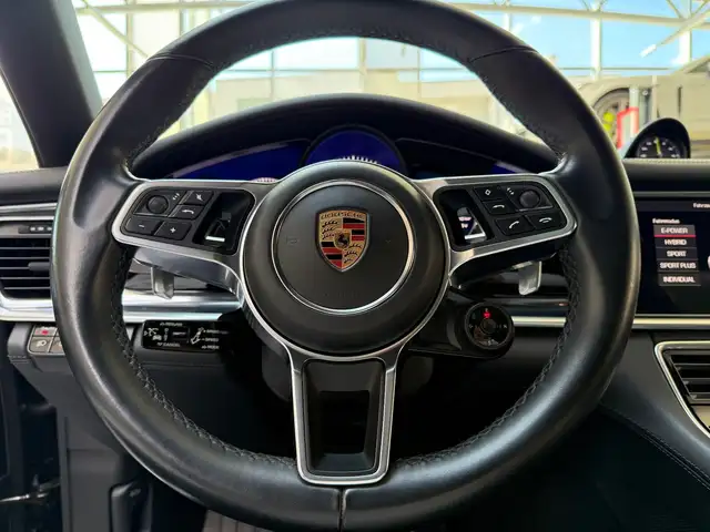 Porsche Panamera 4 E-Hybrid // Sport Design Paket // Sport AGA // Ansicht 6