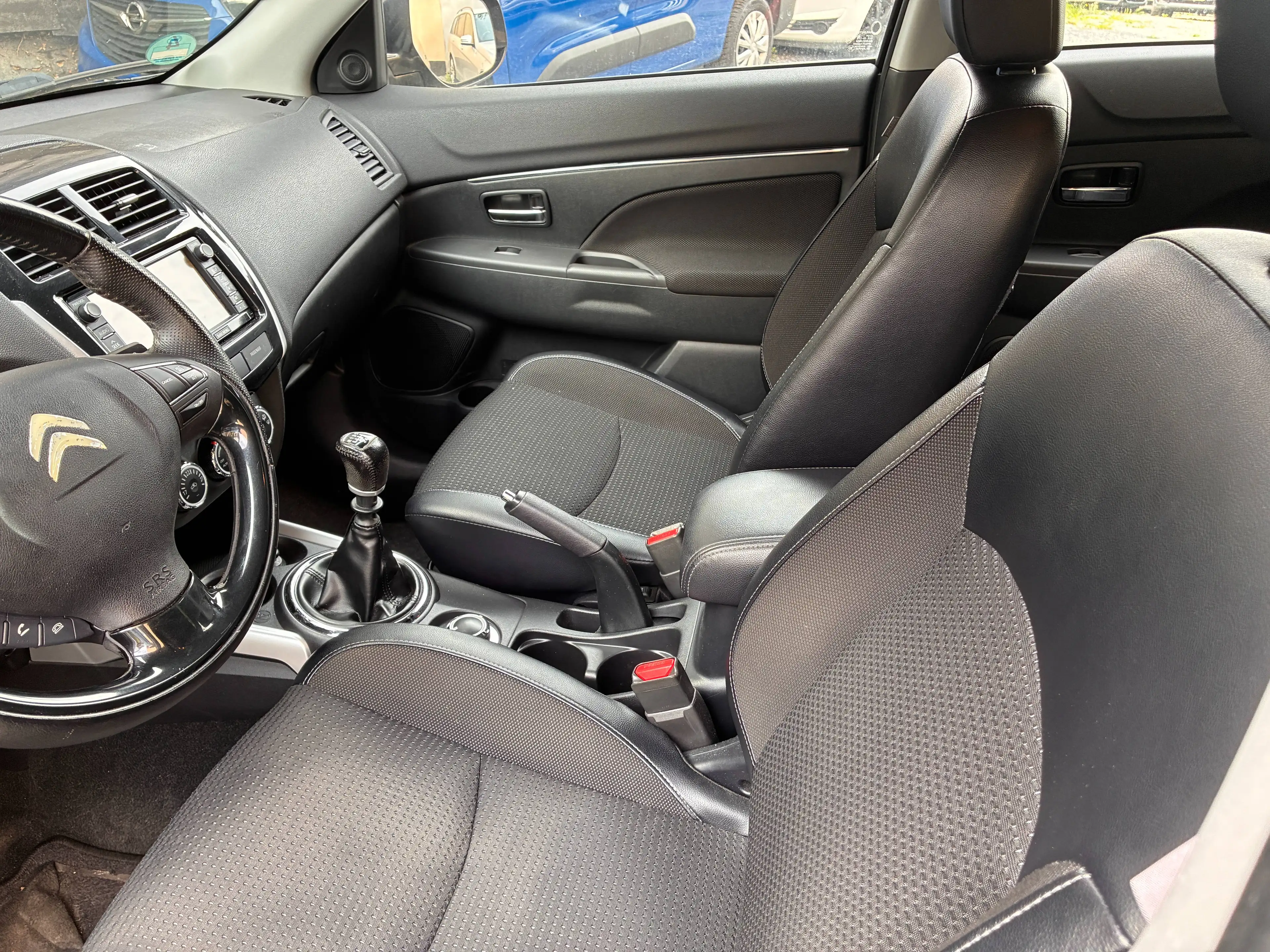 Citroen C4 Aircross C4 Aircross Diesel HDi 115 Stop — photo 13