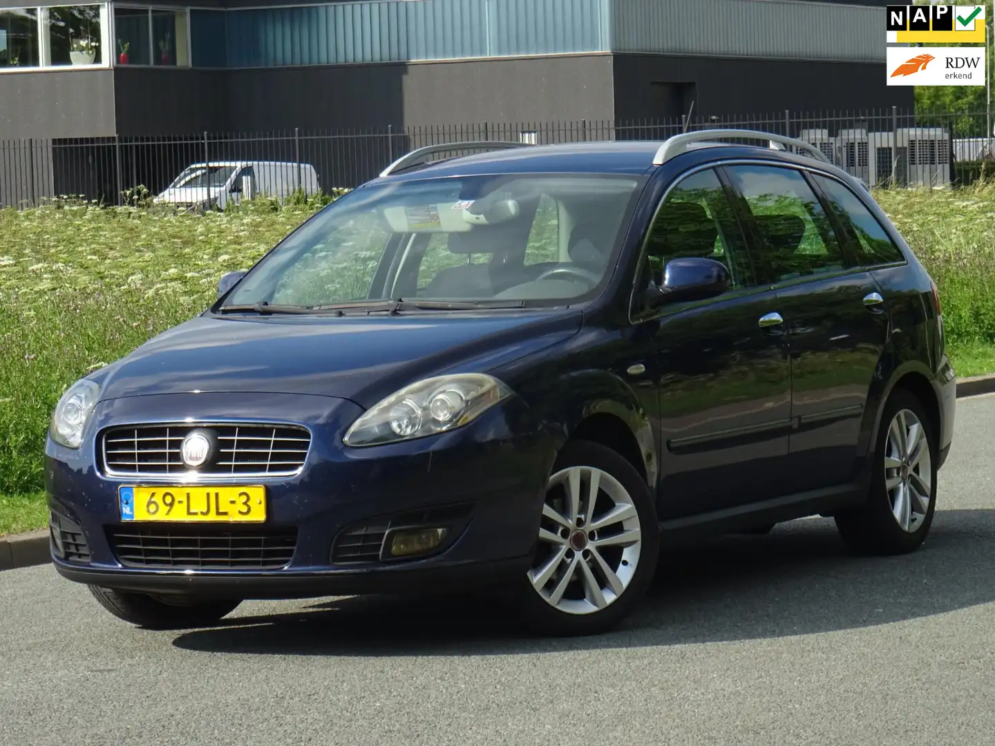 Fiat Croma 1.8 16V Corporate NAP/CLIMA/CRUISE/PDC/APK 6-2026 Albastru - 1