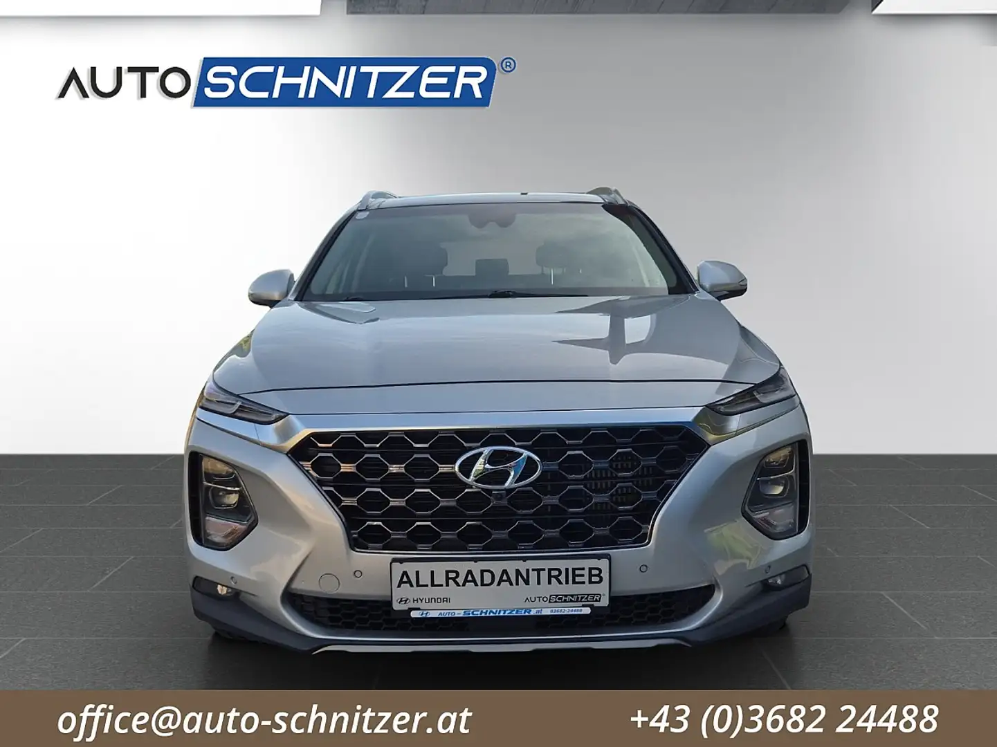 Hyundai SANTA FE Santa Fe 2,0 CRDi 4WD Level 6 Aut. Silber - 2
