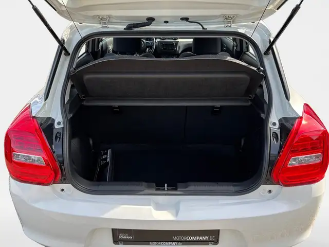 Suzuki Swift view 11