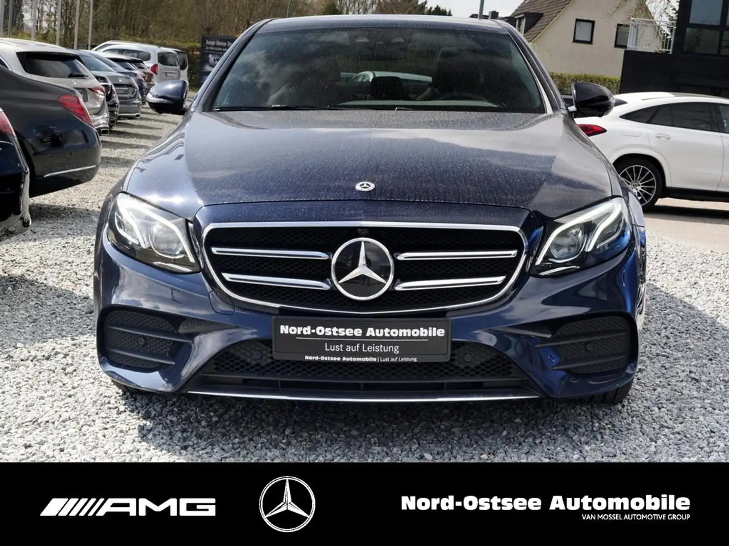 Mercedes-Benz E 400 d 4M AMG COMAND PANO DISTRO HUD 360° SHZ Blau - 2