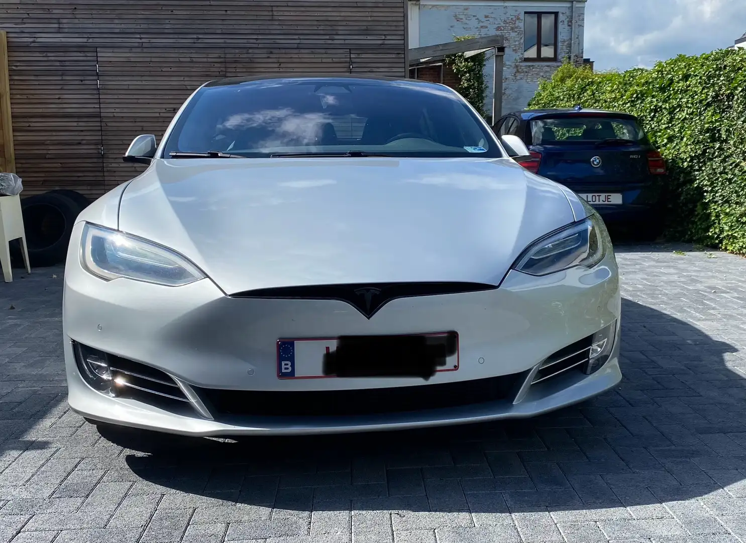 Tesla Model S 75 D - 2