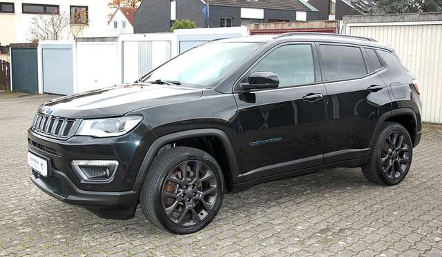 Imagine Jeep Compass 1.3l T4-PHEV S Automatik 4WD