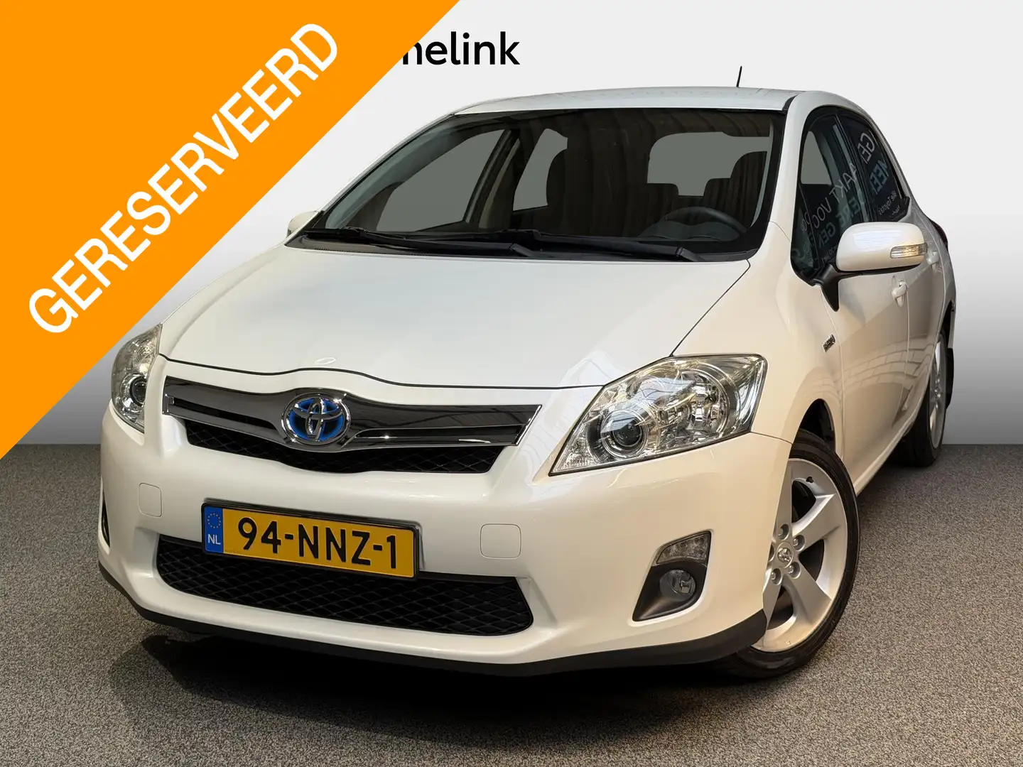 Toyota Auris 1.8 Full Hybrid Executive Blanc - 1