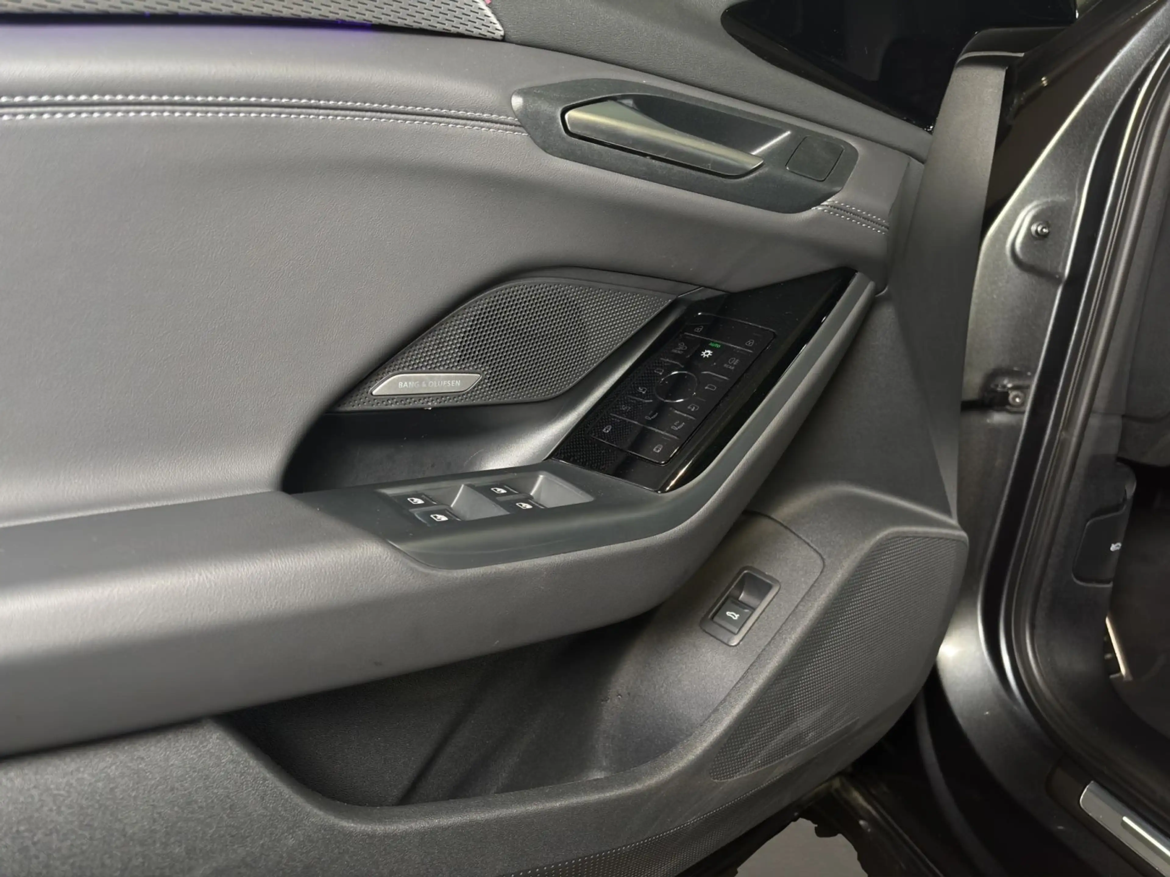 Audi A6 e-tron performance Panorama S-Line LED — photo 11