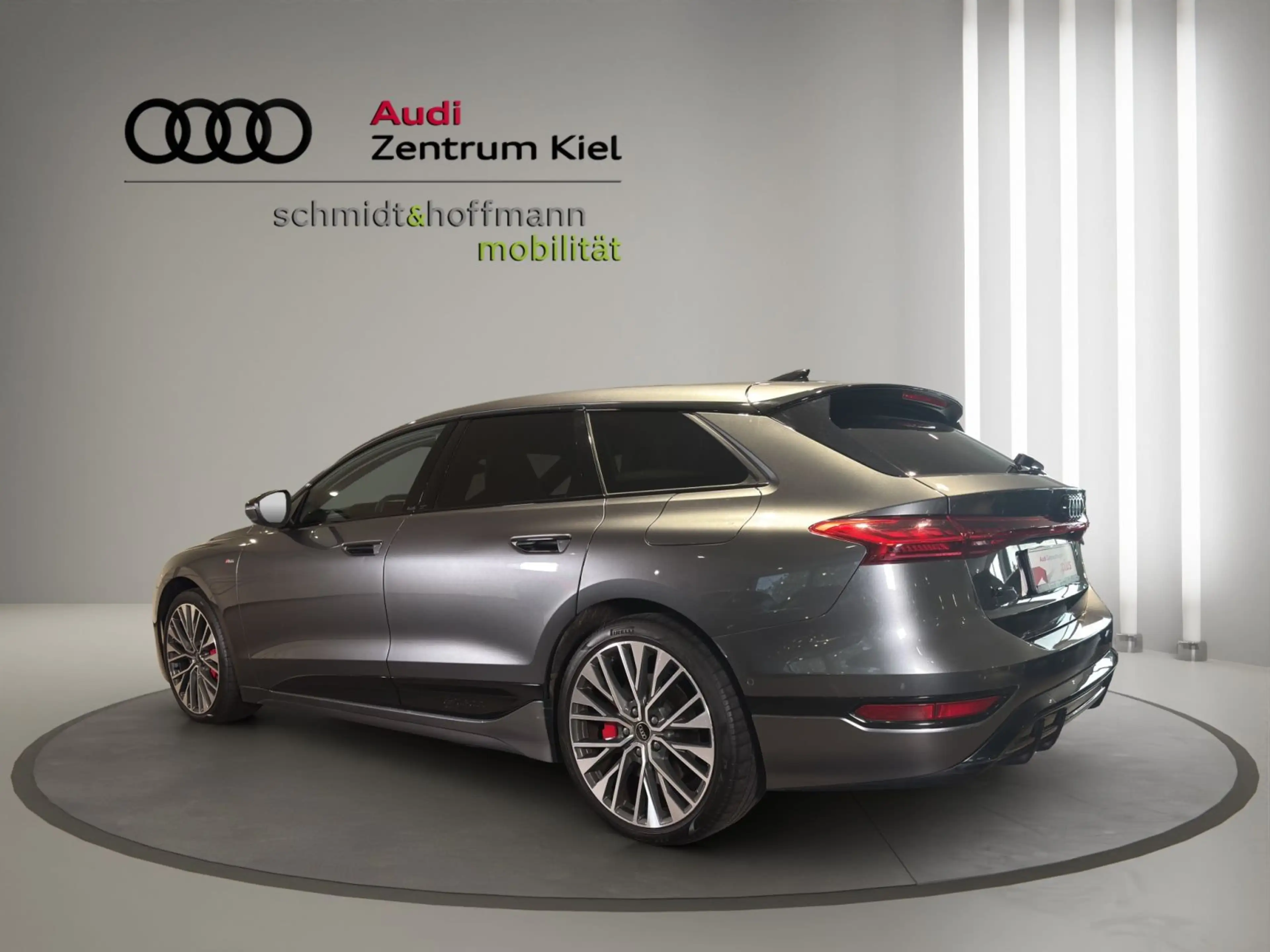 Audi A6 e-tron performance Panorama S-Line LED — photo 4