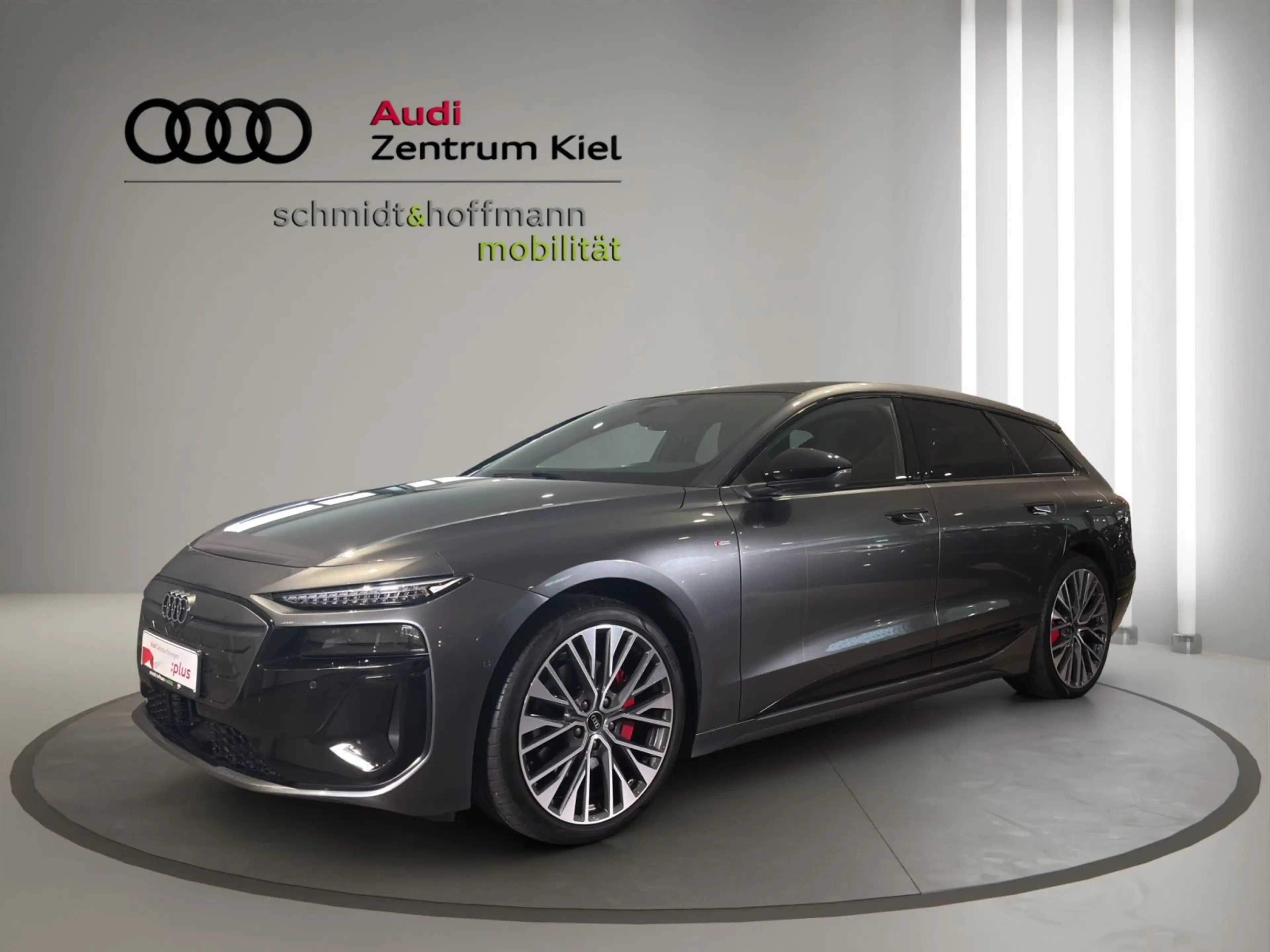 Audi A6 e-tron performance Panorama S-Line LED — photo 2