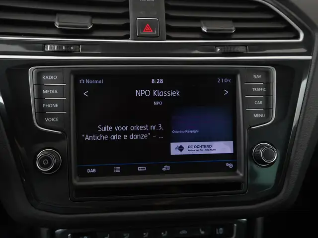 Volkswagen Tiguan view 14