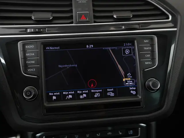 Volkswagen Tiguan view 19
