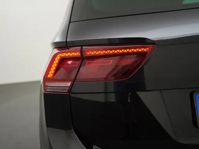 Volkswagen Tiguan view 25