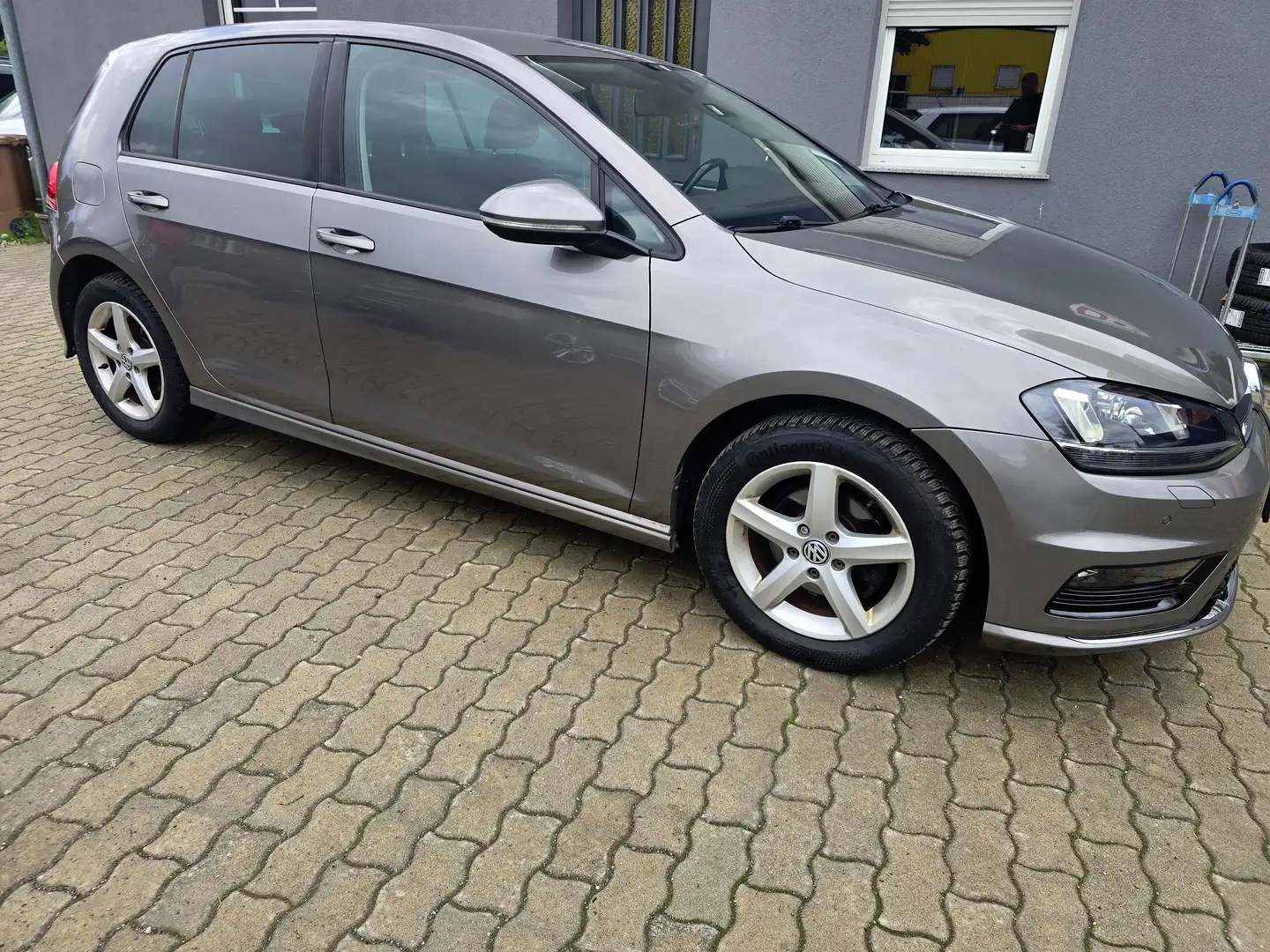 Volkswagen Golf Sport 1,6 TDI Grau - 2