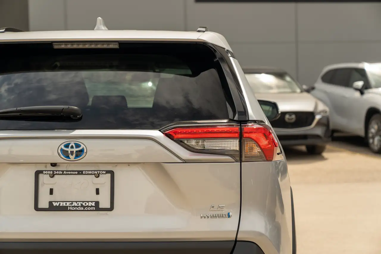 Toyota RAV 4 снимка Toyota RAV 4