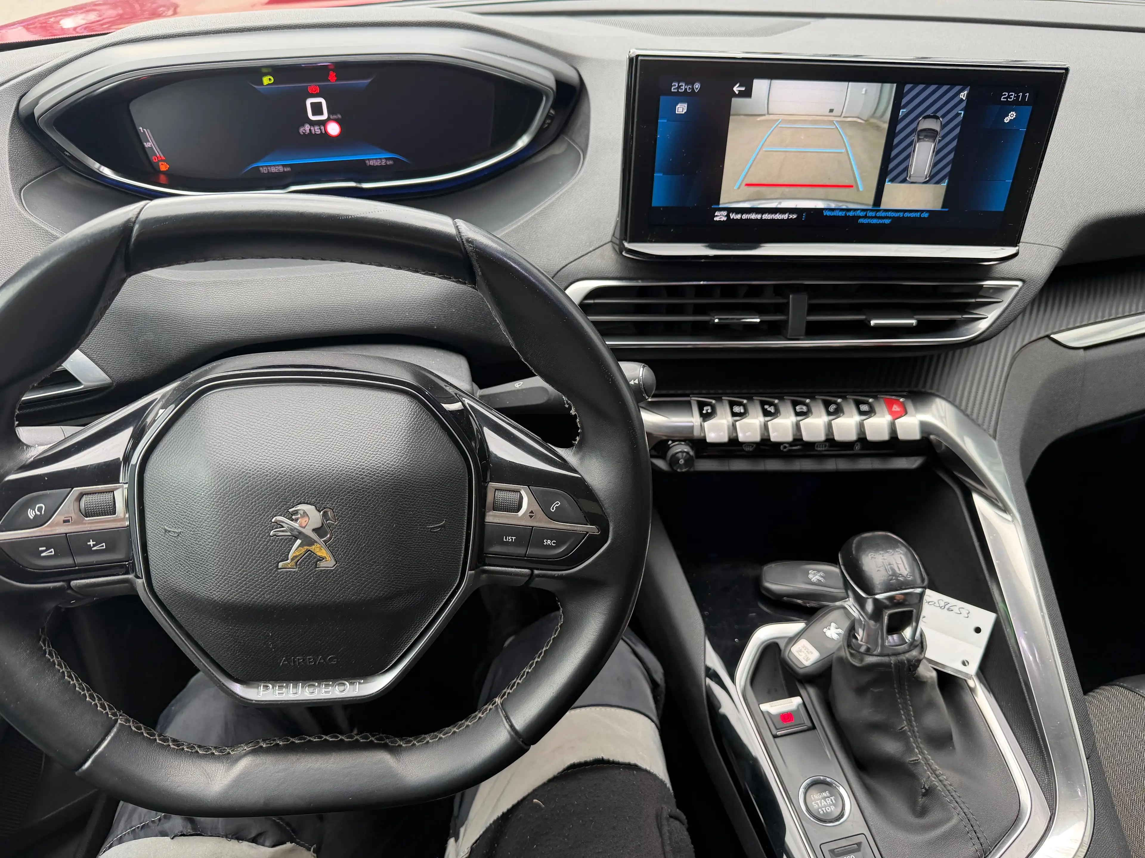 Peugeot 5008 1.5 hdi 130ch Allure — photo 7