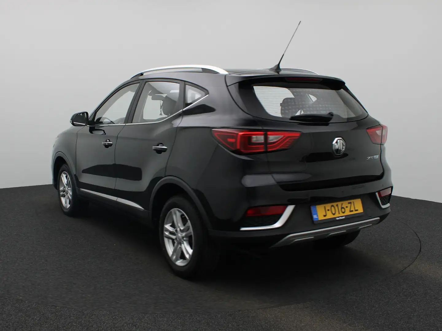 MG ZS MG EV Comfort 45 kWh Aut. |Apple Carplay/Android A Zwart - 2
