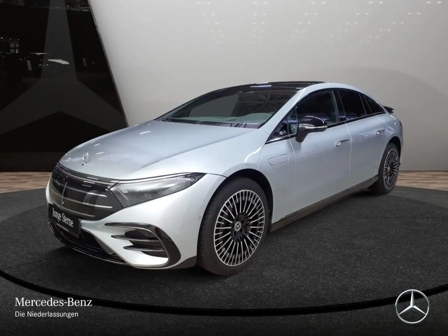 Mercedes-Benz EQS 500 4Matic AMG Burmester 3D Fahrass Fondent Silber - 2