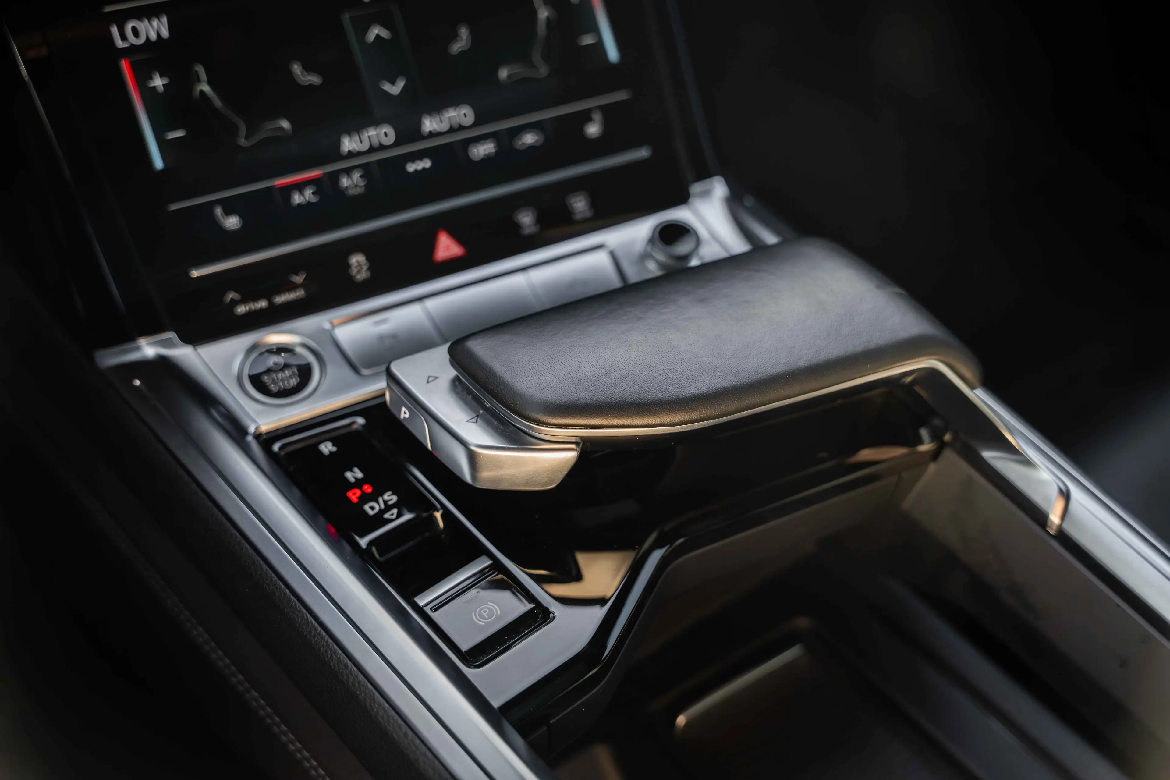 Audi e-tron E-TRON 55 SPORTBACK*QUATTRO*RS SEATS*PANO*LED*CAMERA* — photo 40