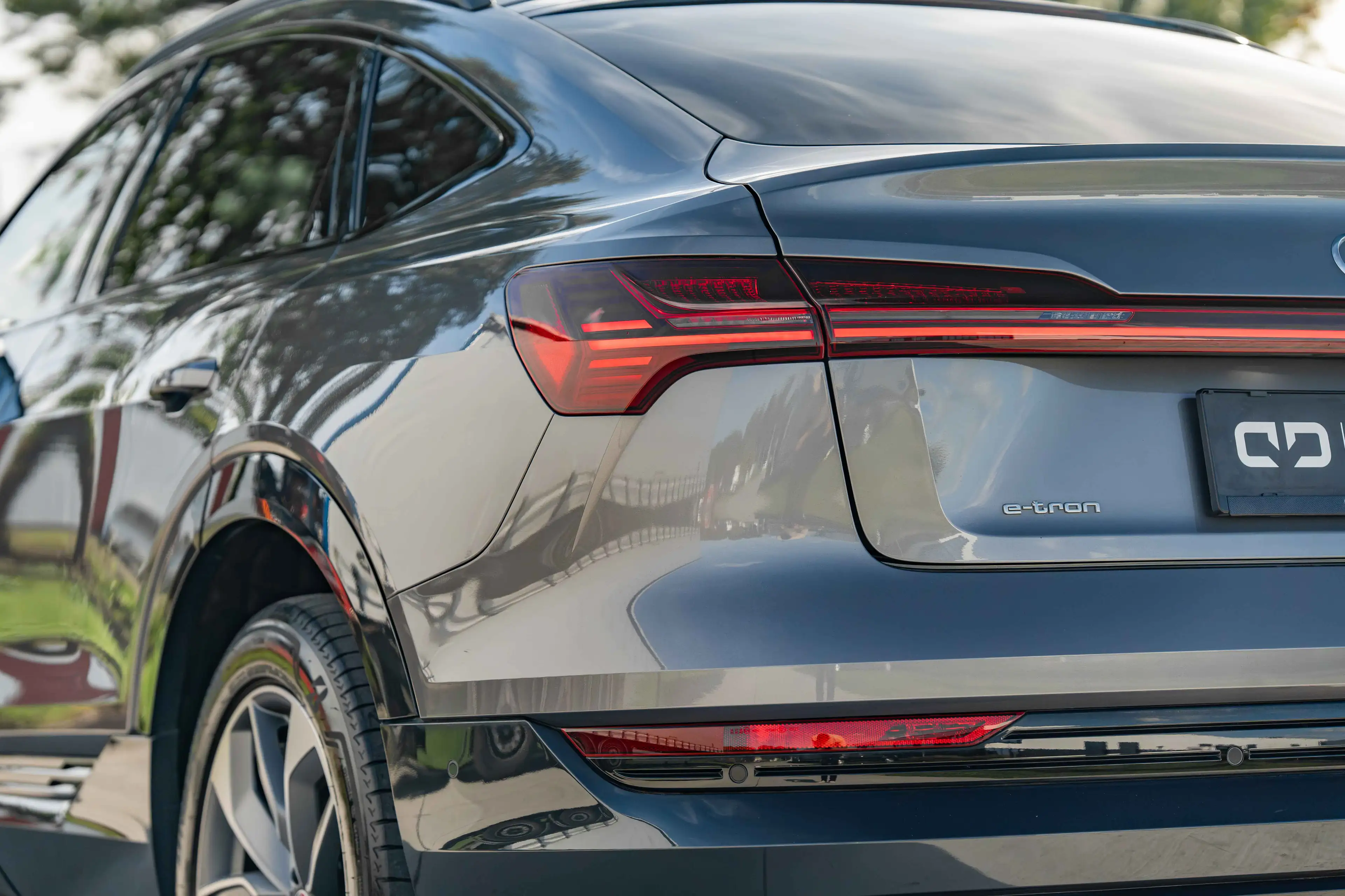 Audi e-tron E-TRON 55 SPORTBACK*QUATTRO*RS SEATS*PANO*LED*CAMERA* — photo 11