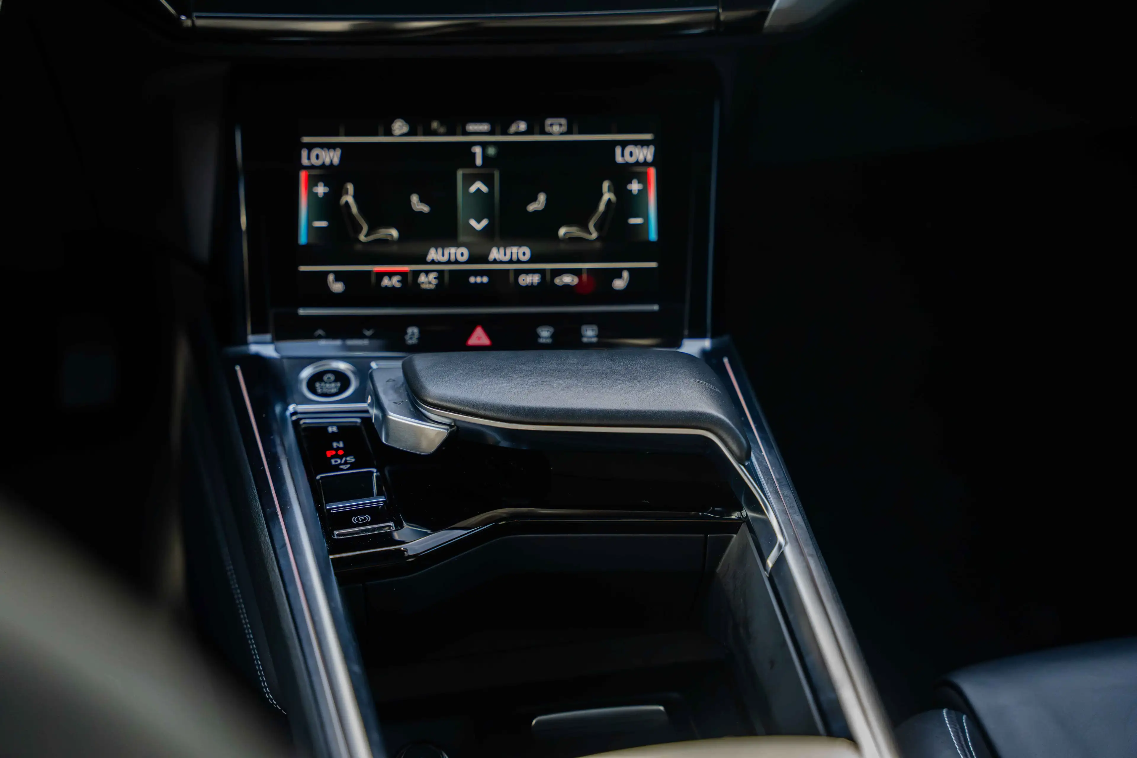Audi e-tron E-TRON 55 SPORTBACK*QUATTRO*RS SEATS*PANO*LED*CAMERA* — photo 26