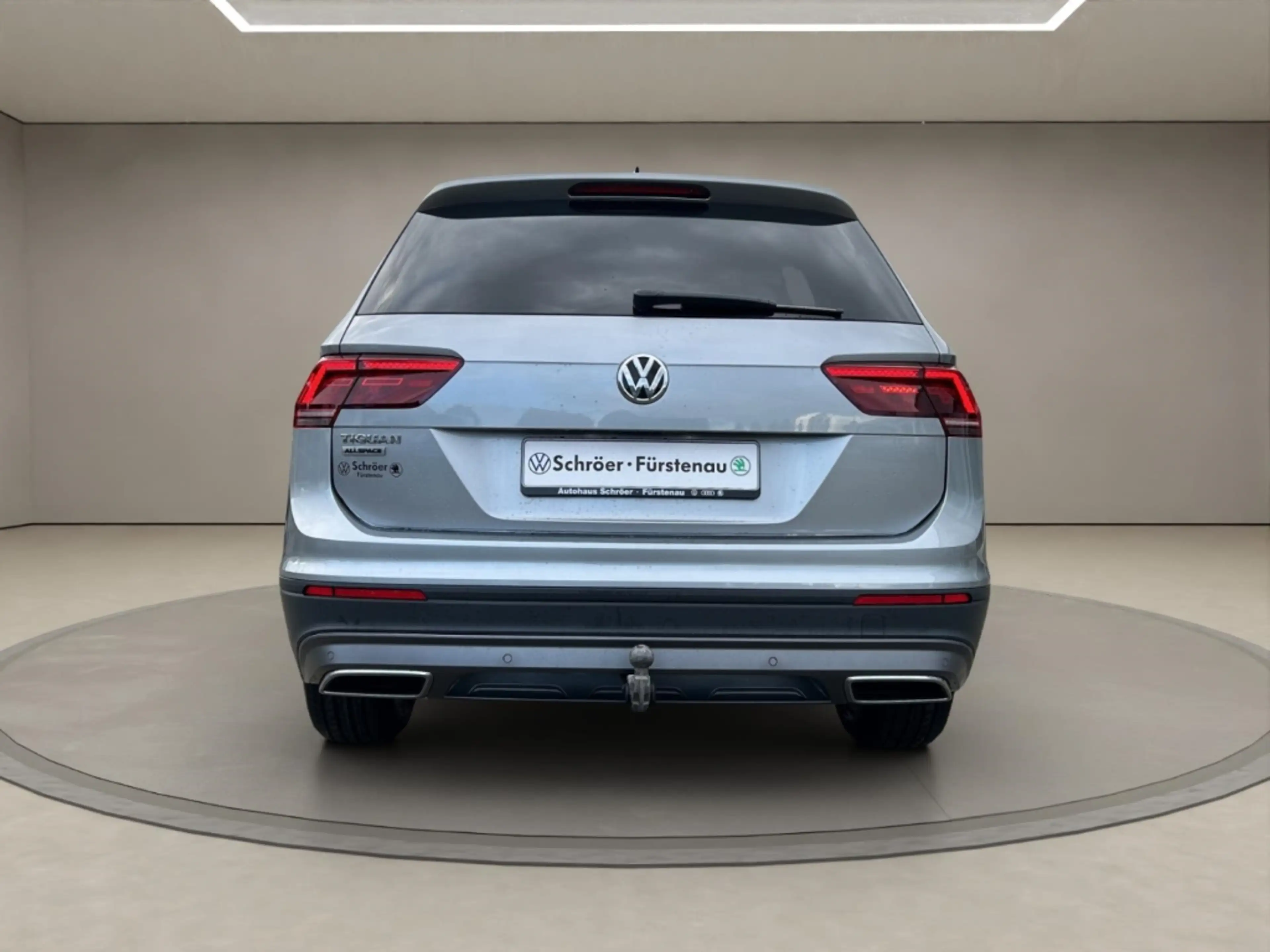 Volkswagen Tiguan Allspace 2.0 TDI DSG (LED/ACC/AHK/Standheizung) — photo 5