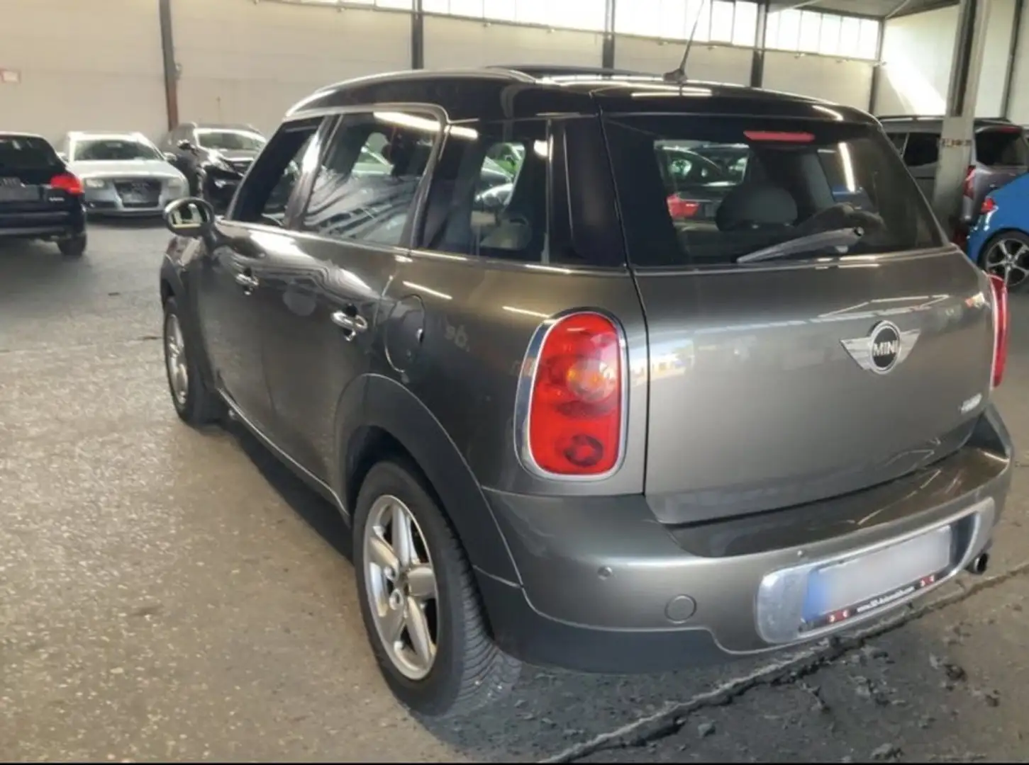 MINI Cooper 1.6 Gris - 2