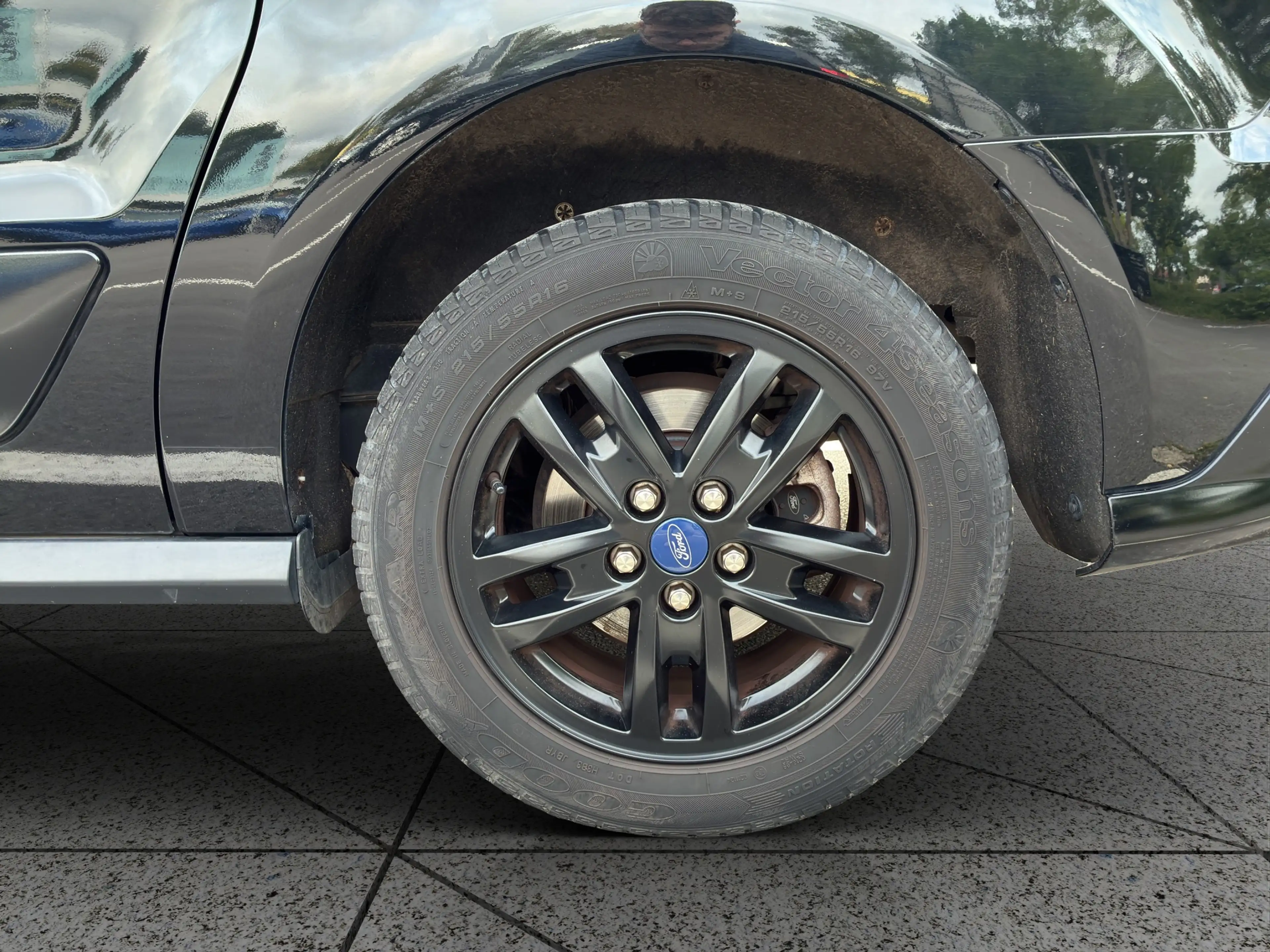 Ford Tourneo Connect 1.5TDCi Grand Titanium S/S EcoBlue — photo 15