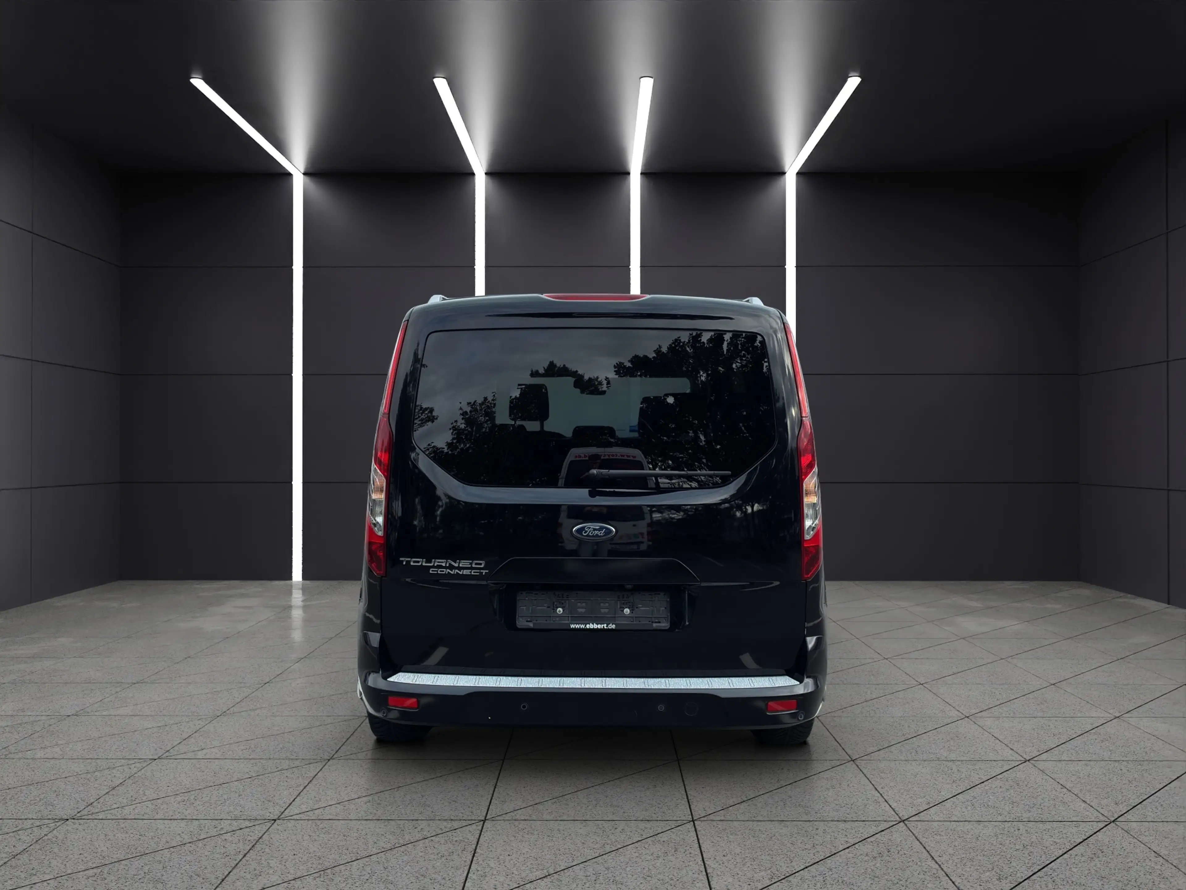 Ford Tourneo Connect 1.5TDCi Grand Titanium S/S EcoBlue — photo 5