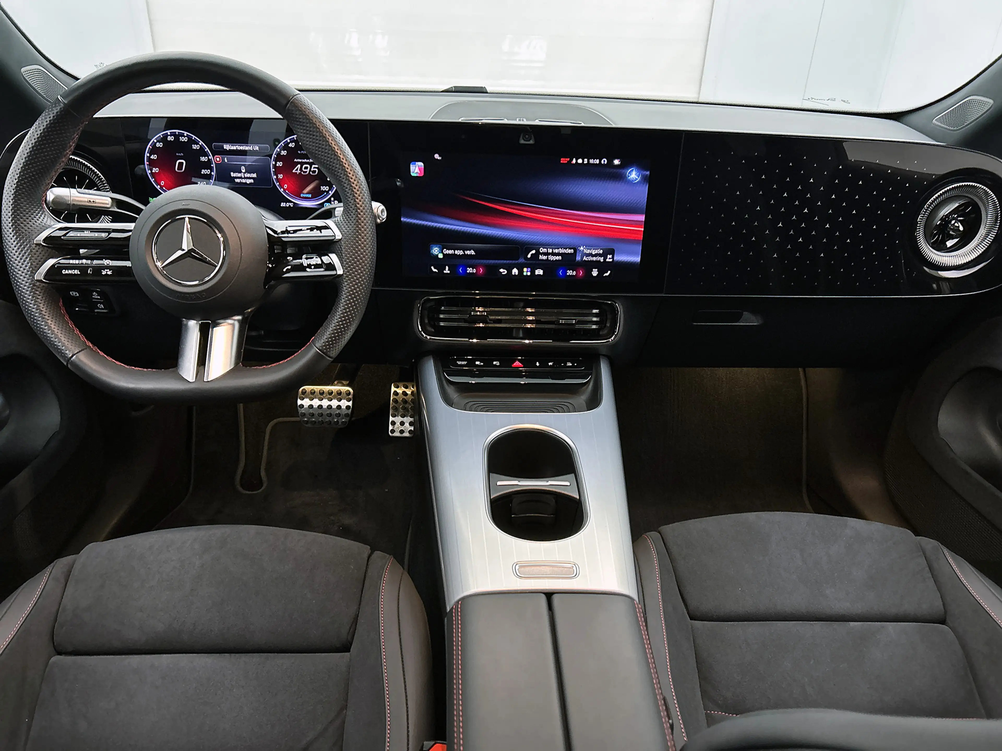 Mercedes-Benz CLA 250 250+ Launch Edition 85.5 kWh — photo 4