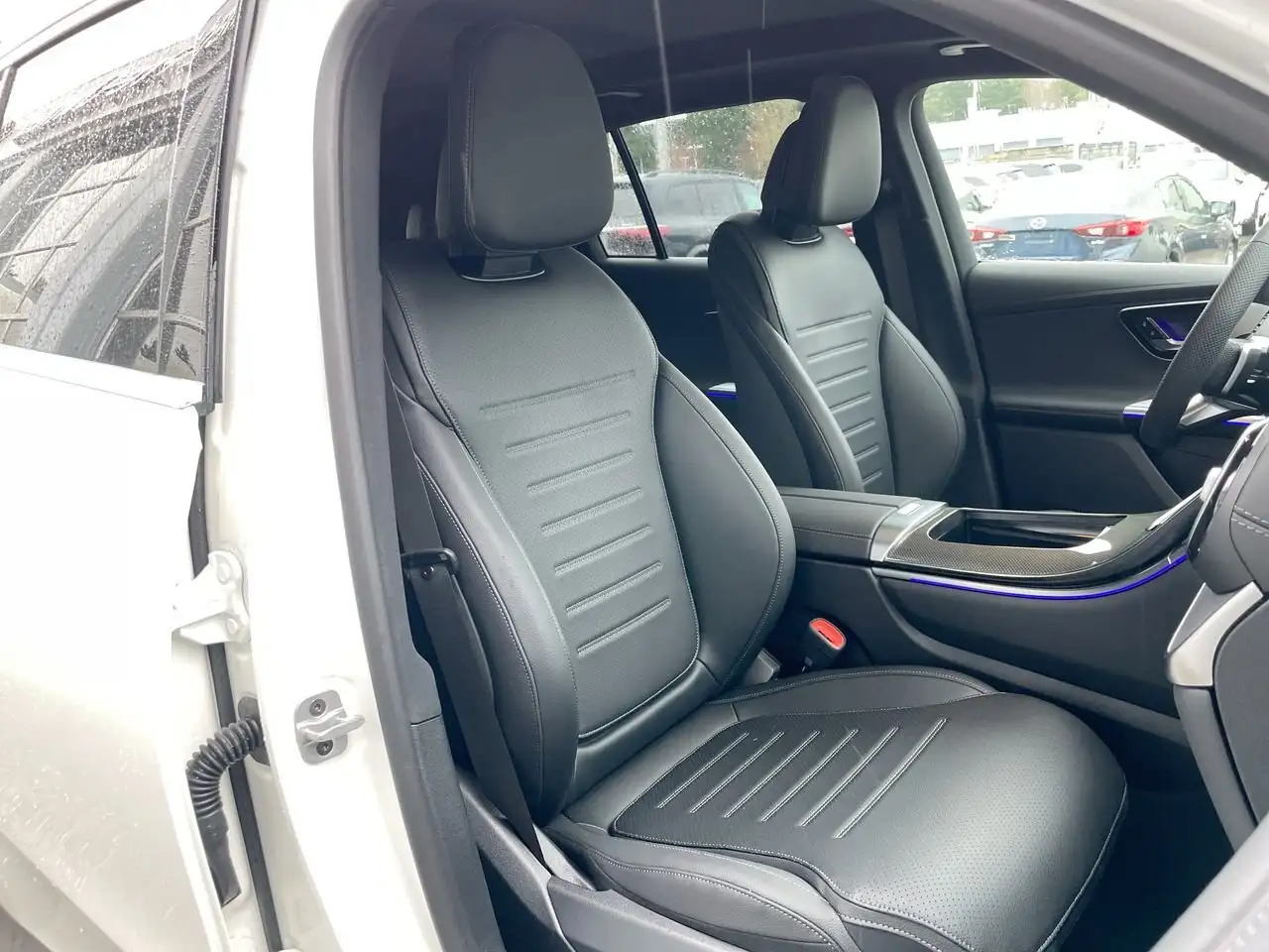 Mercedes-Benz GLC снимка Mercedes-Benz GLC