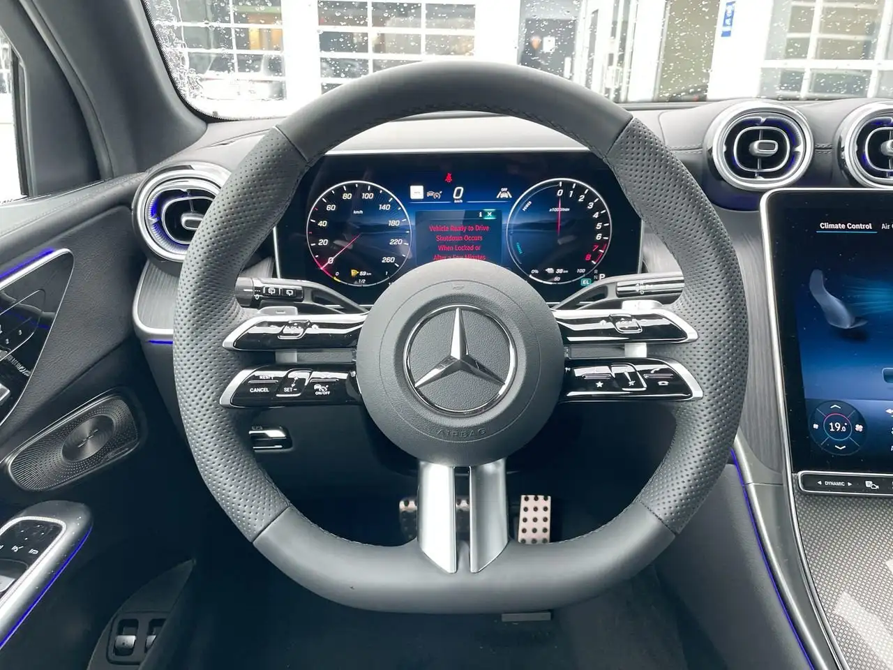 Mercedes-Benz GLC снимка Mercedes-Benz GLC