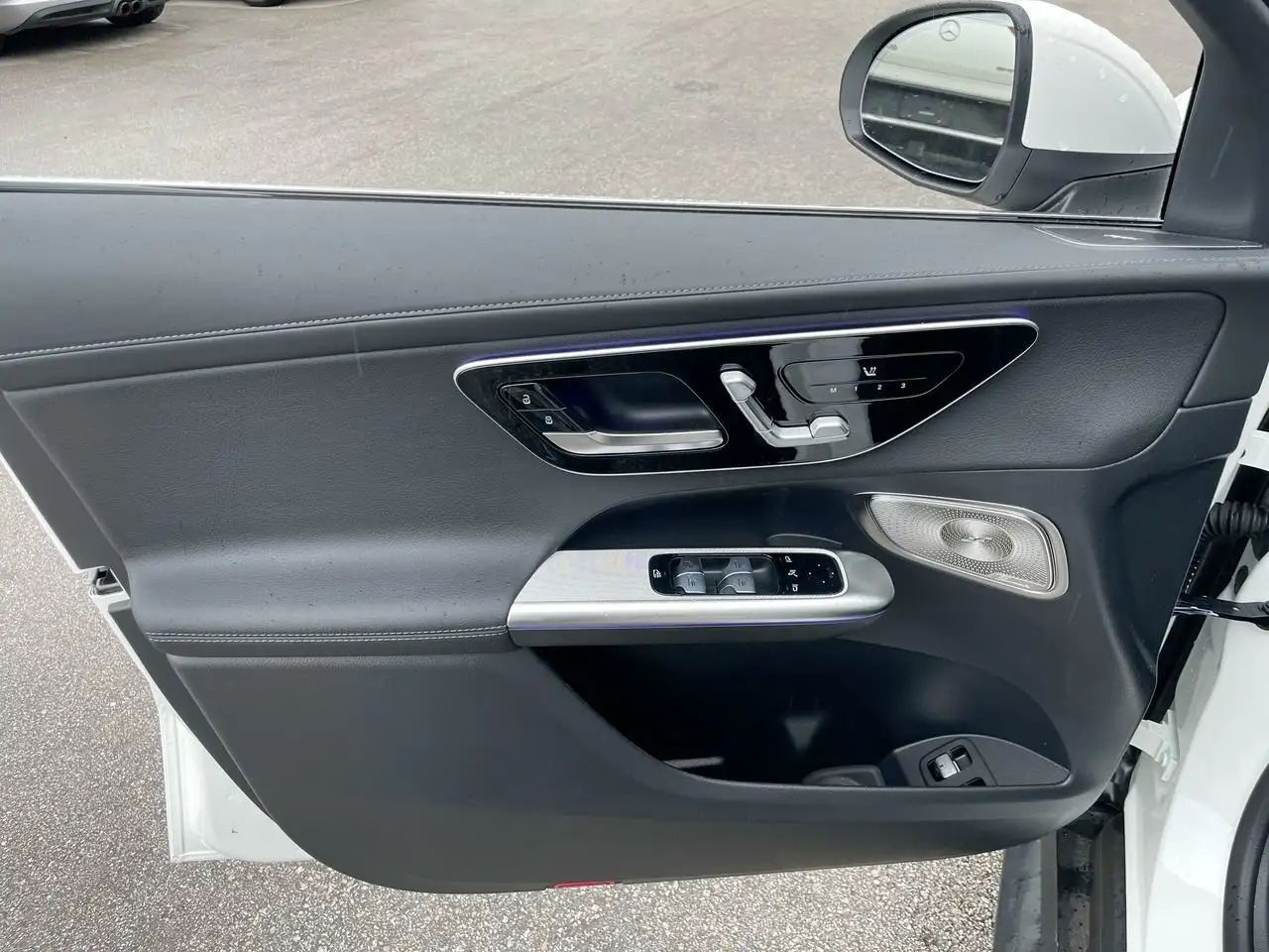 Mercedes-Benz GLC снимка Mercedes-Benz GLC