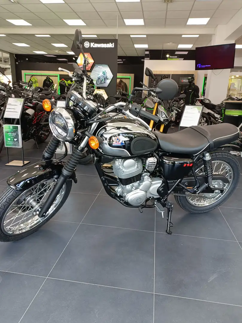 Kawasaki 250 S1 Noir - 1