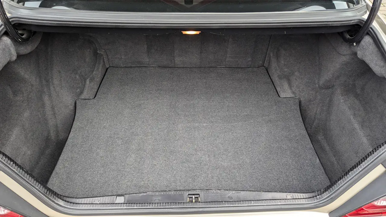 Mercedes-Benz E 200 E-Klasse, foto 2