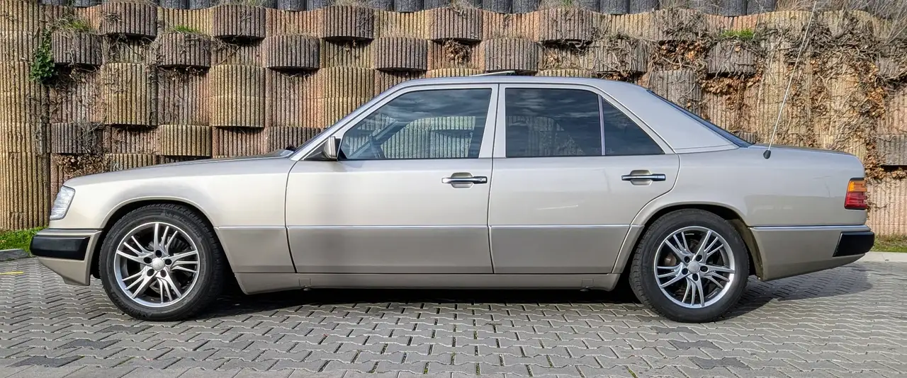 Mercedes-Benz E 200 E-Klasse, foto 10