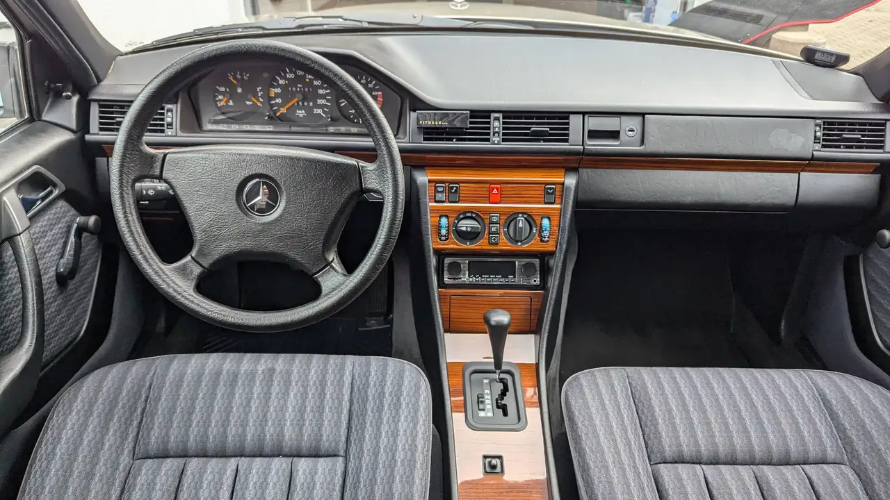 Mercedes-Benz E 200 E-Klasse, foto 6