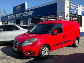 SLT|Shelves|Divider|CleanCarfax|RoofRacks|LowKMs