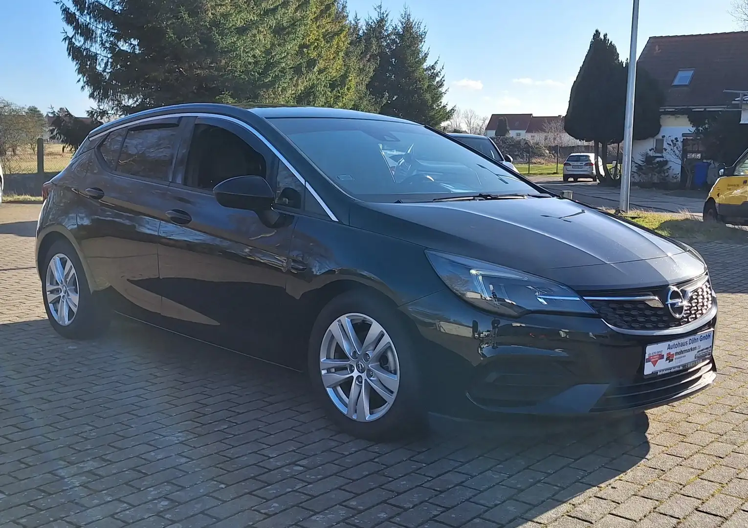 Opel Astra Elegance Diesel Start/Stop Schwarz - 2