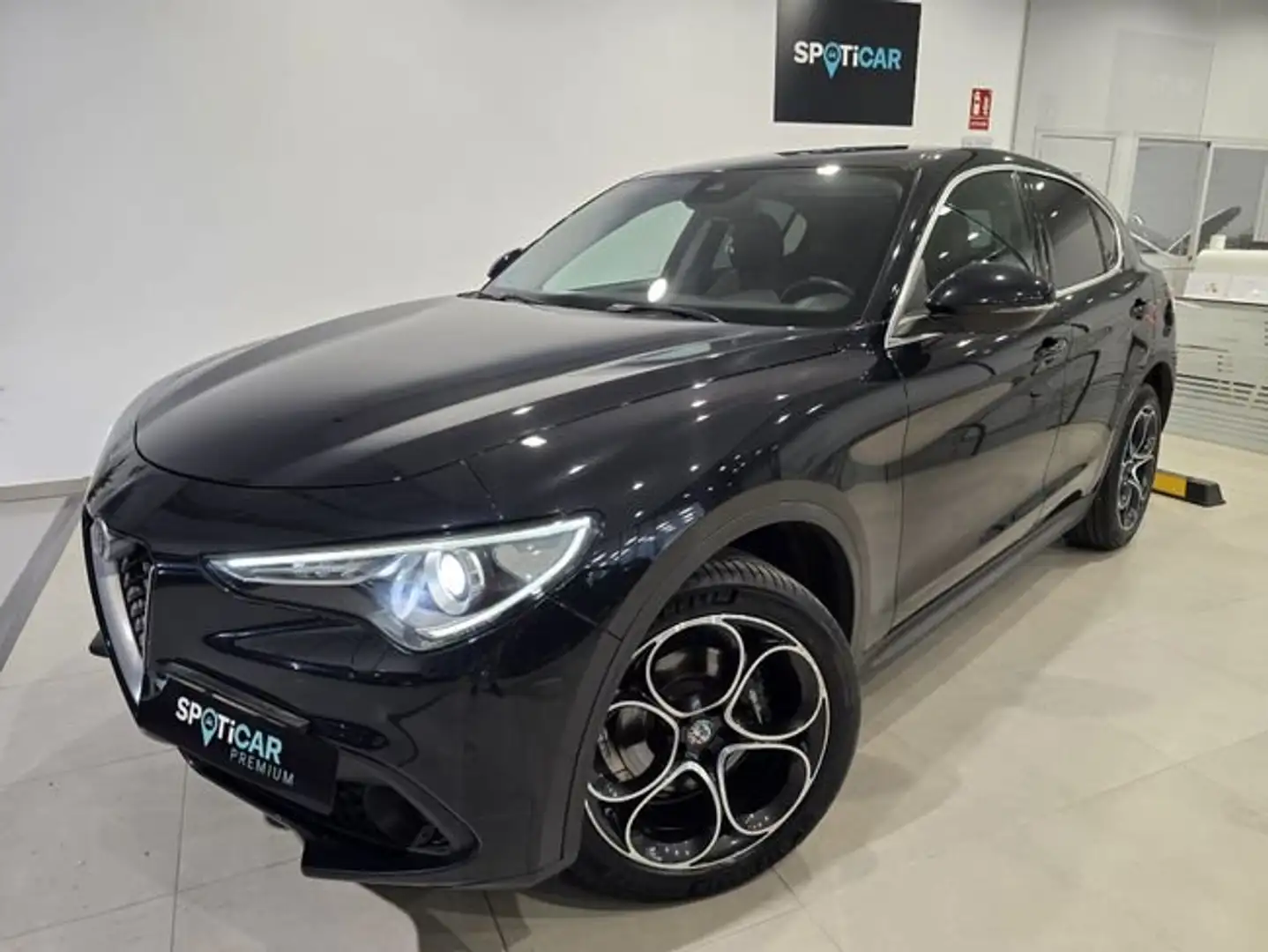 Alfa Romeo Stelvio Executive 2.2 Diesel 154 kW (210 CV) AT8 Q4 Negro - 1