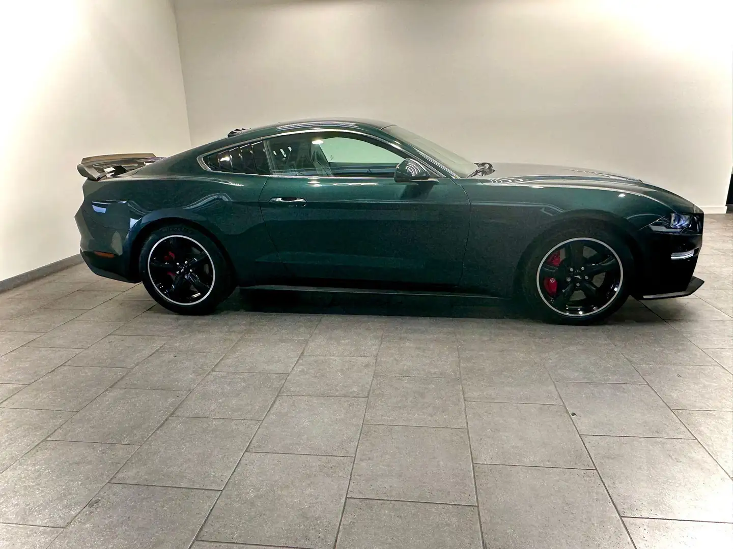 Ford Mustang Fastback 5.0 V8 GT Bullitt Edition be Steve McQuee Vert - 2