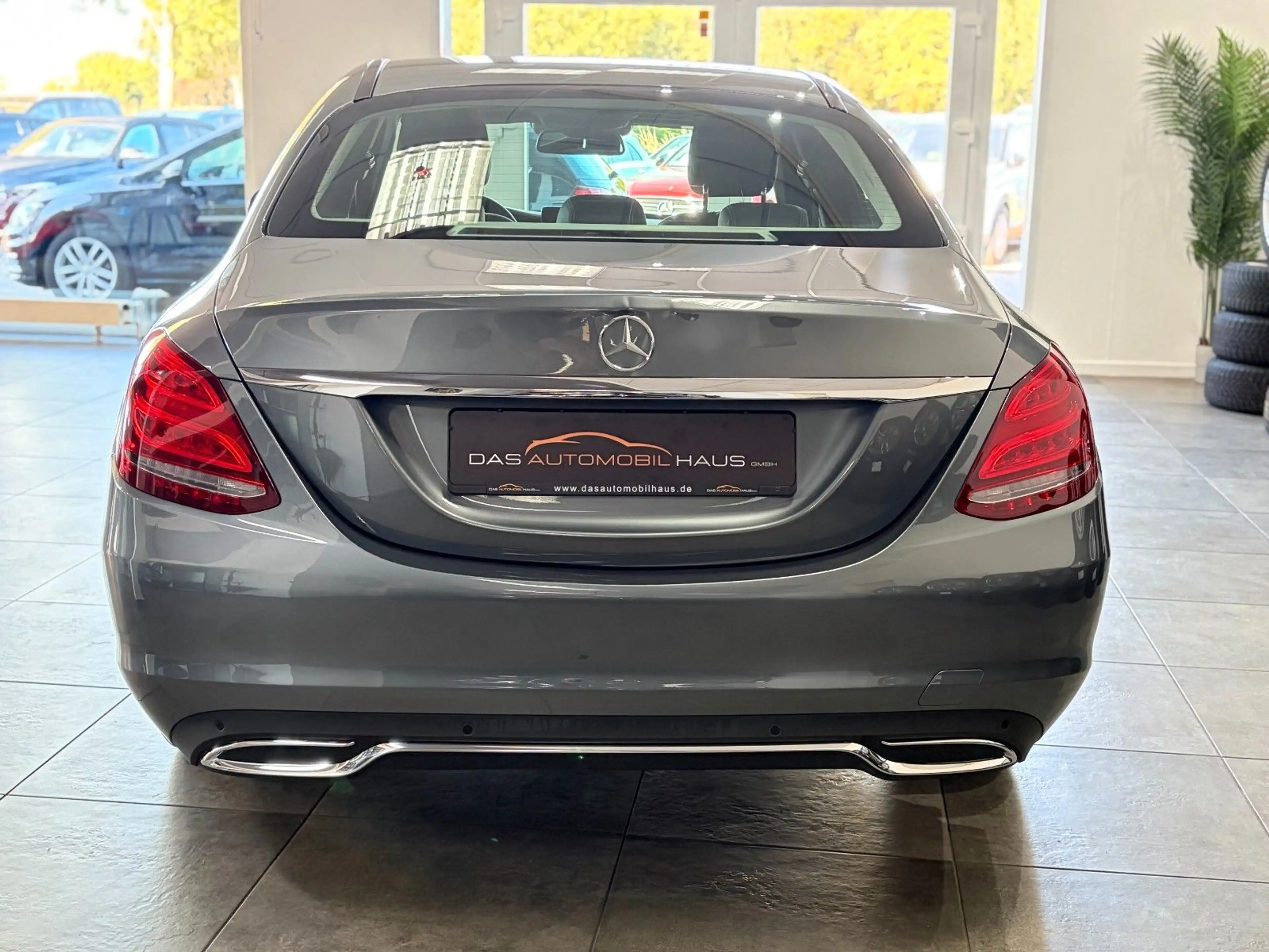 Mercedes-Benz C 200 *Exclusive*Distronic*Burmester*LED*AHK*Ambi — photo 9