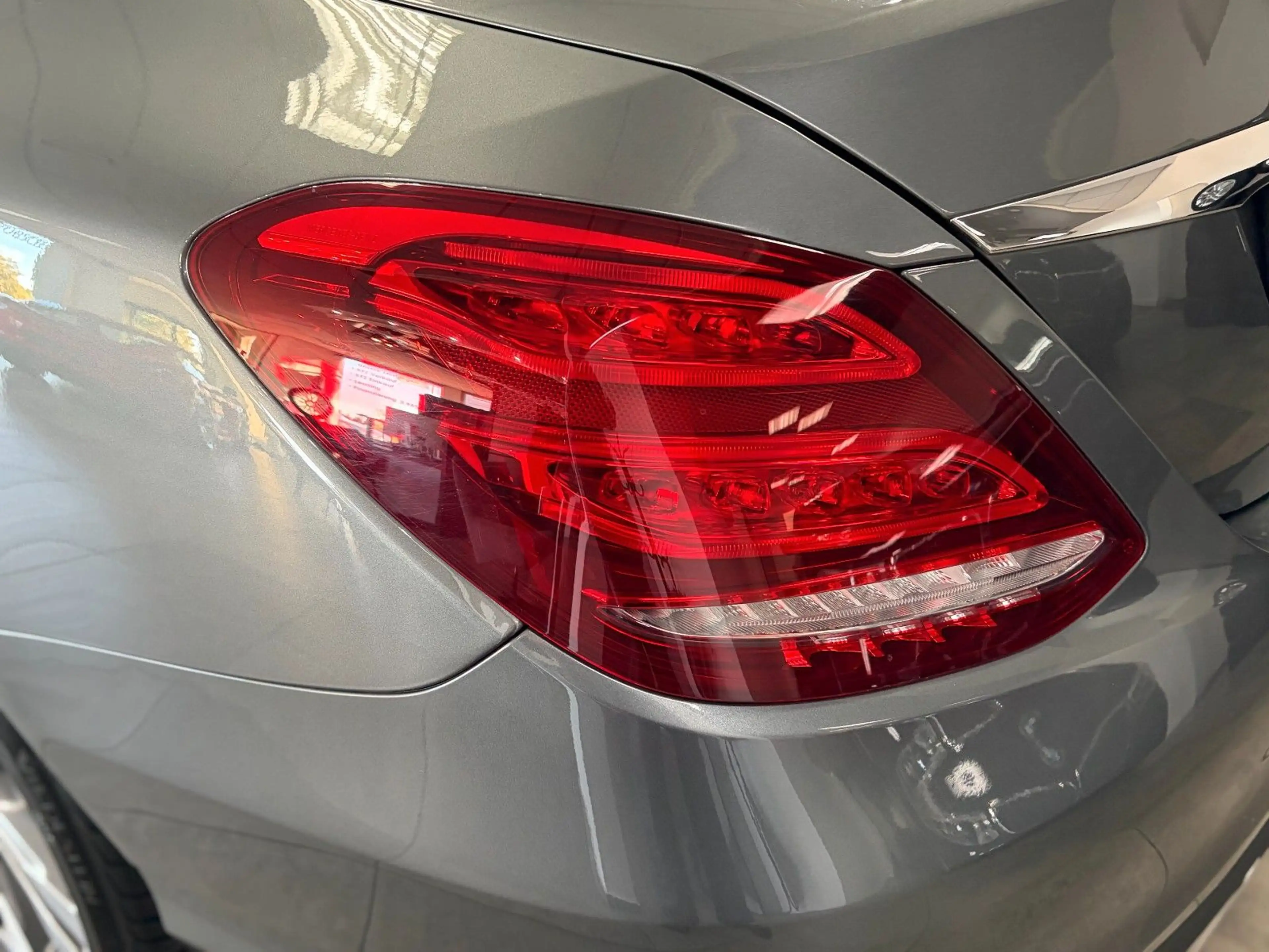 Mercedes-Benz C 200 *Exclusive*Distronic*Burmester*LED*AHK*Ambi — photo 33